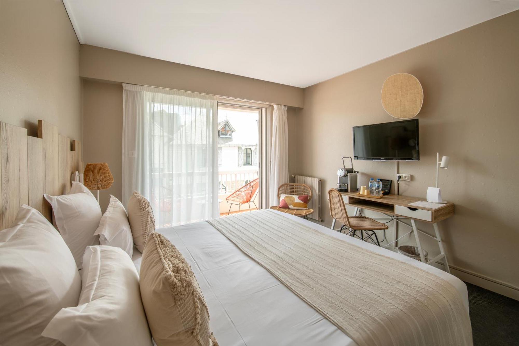 Hotel Bo & Mia La Baule Eksteriør bilde